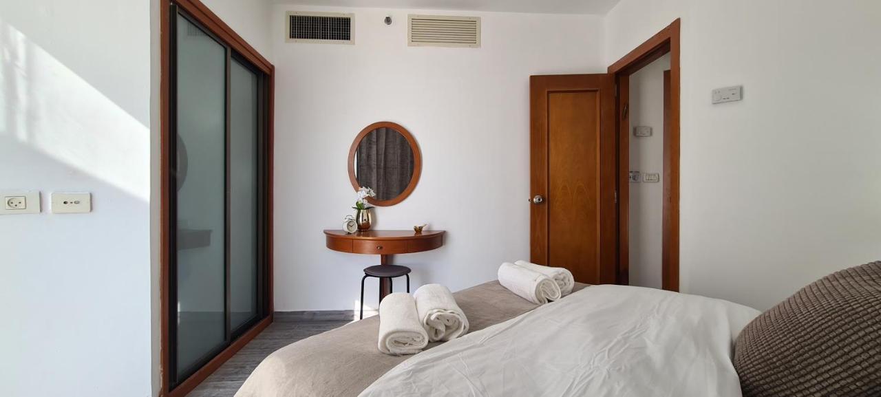 Go To Apartments In Leonardo バト・ヤム エクステリア 写真