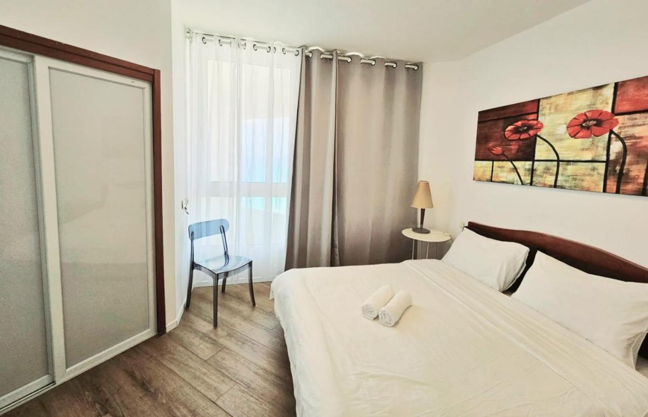 Go To Apartments In Leonardo バト・ヤム エクステリア 写真